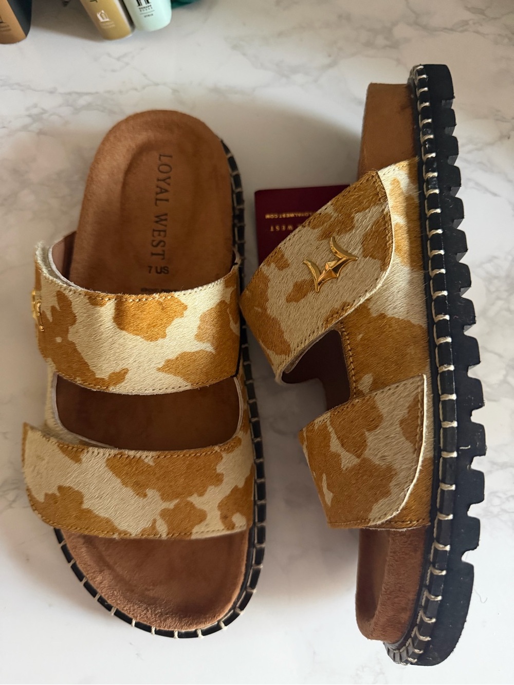 Women’s Tan & Cream Cowhide Double-Strap Slide Sandals